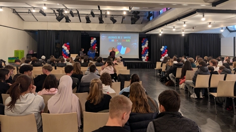 Bon anniversaire, mon ami ! Beitragsbild