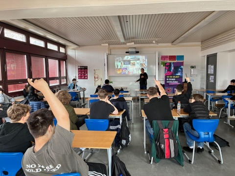 Einblick in die Berufswelt durch die Ausbildungsoffensive Bayern Beitragsbild